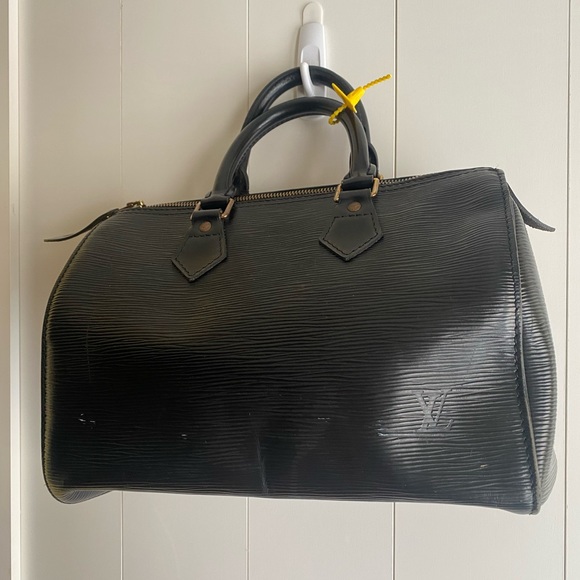 Louis Vuitton Black Epi Leather Noir Speedy 25 Boston Bag - Picture 6 of 14